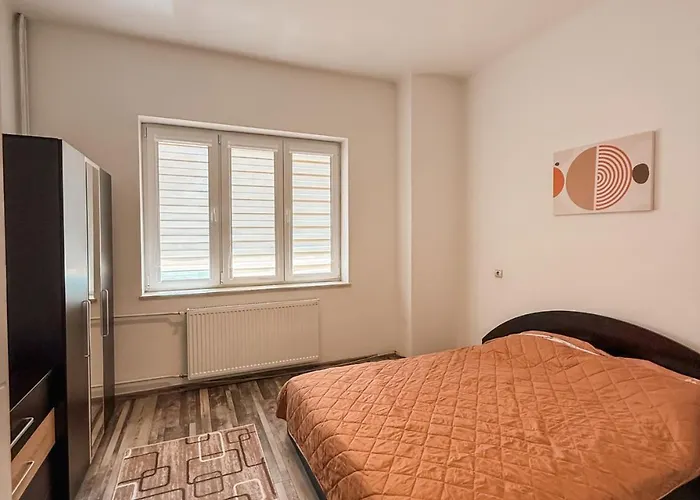 Apartament Modern Center - Sleeps 6 - Perfect For Families & Friends Skopje